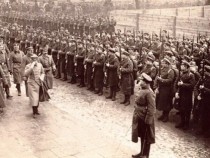 Marszałek J.Piłsudski wizytuje wojsko przed wymarszem na front wschodni 1920